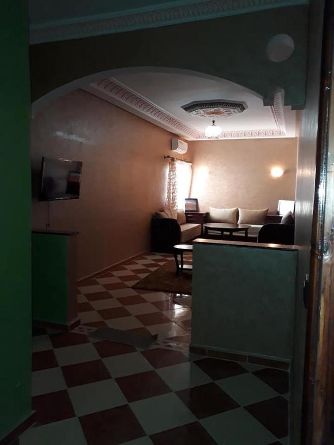 Residence Dikre 우아르자자테 외부 사진